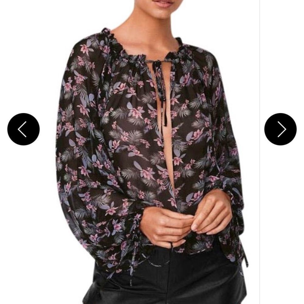 COPY - Victoria’s Secret Women’s Body Suite Blouse Size M